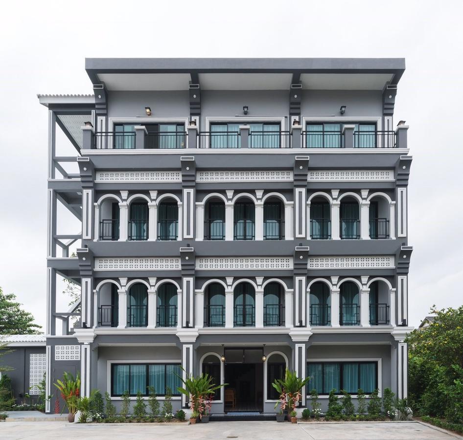 The Besavana Phuket Bagian luar foto