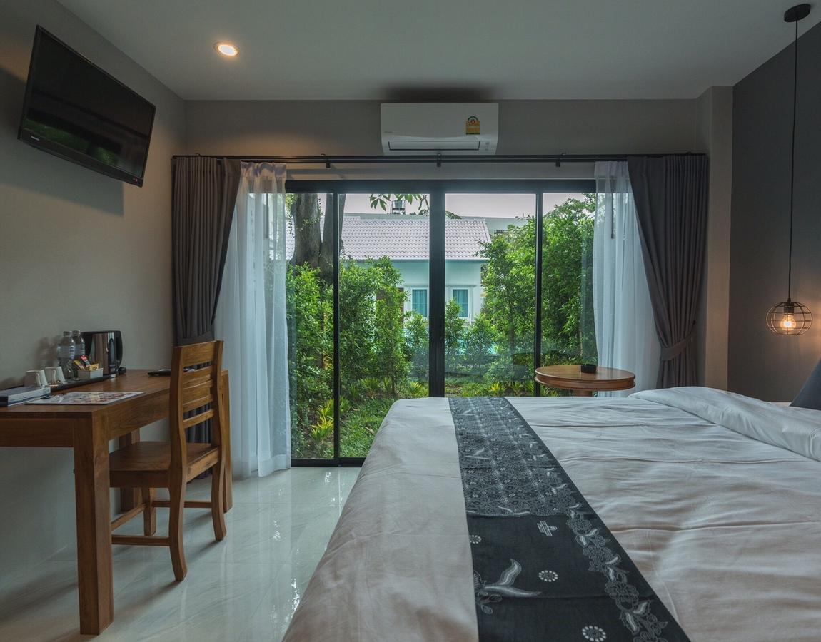 The Besavana Phuket Bagian luar foto