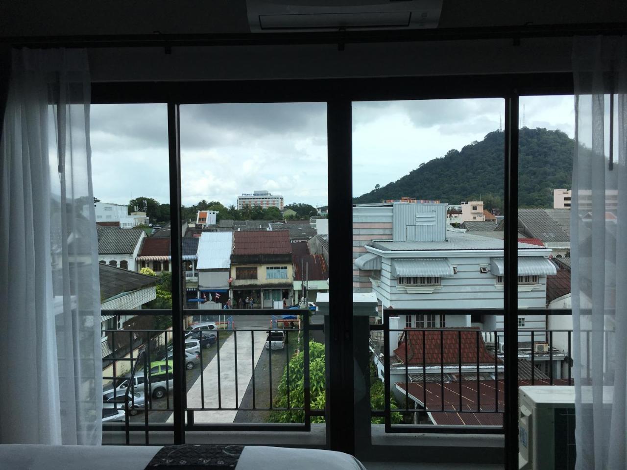 The Besavana Phuket Bagian luar foto