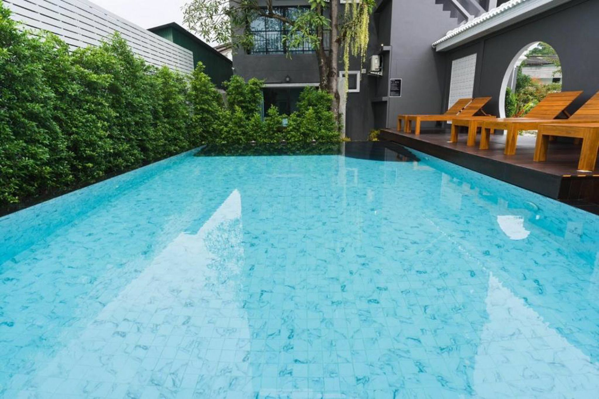 The Besavana Phuket Bagian luar foto