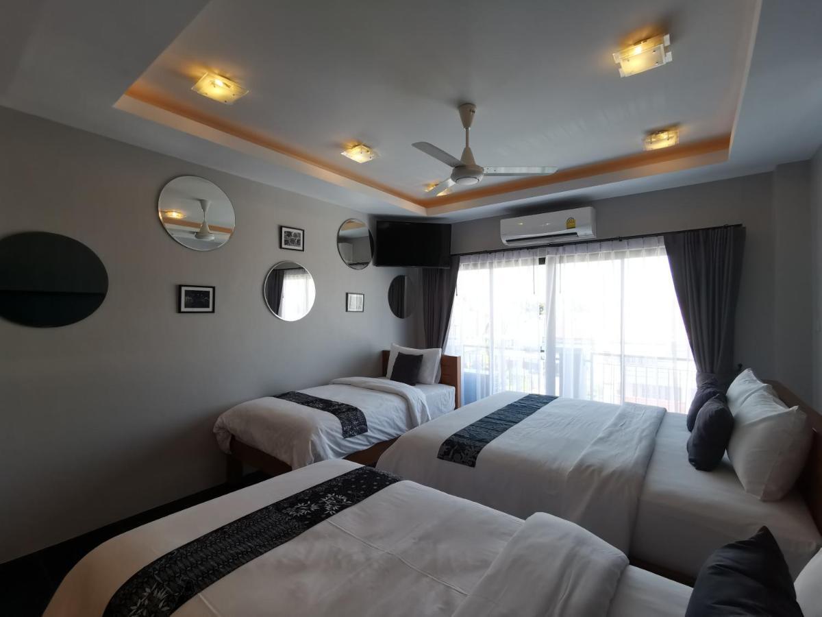 The Besavana Phuket Bagian luar foto