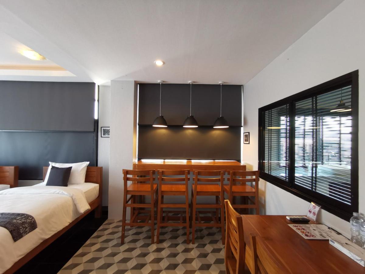 The Besavana Phuket Bagian luar foto